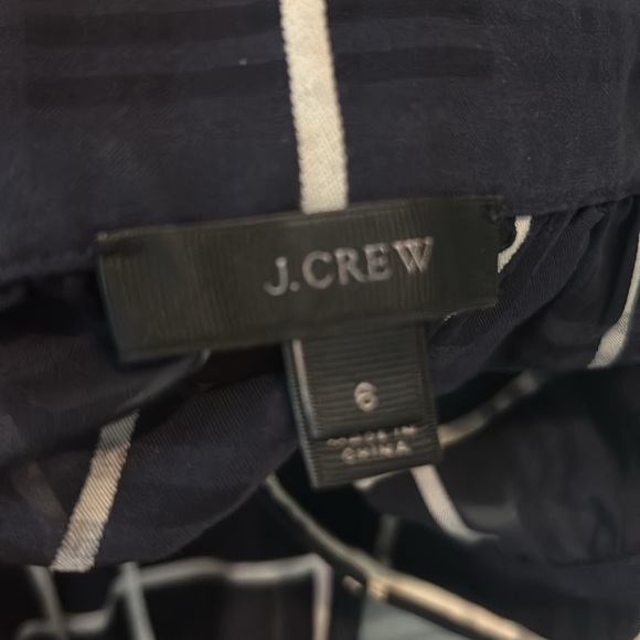 J. Crew size 6 blue and white top. - Picture 7 of 7